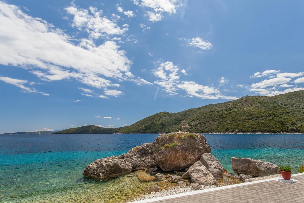 Ionio Sea Poros Studios Mikros Gialos Zewnętrze zdjęcie